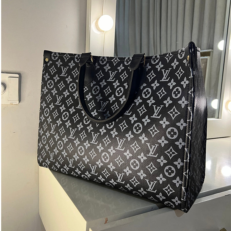 LUXURA TOTE BAG
